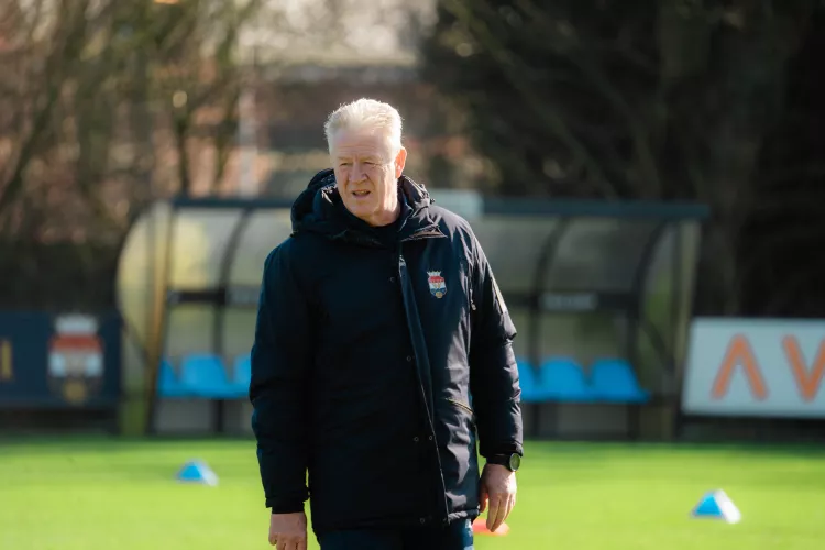 Maes blikt vooruit op FC Emmen-uit