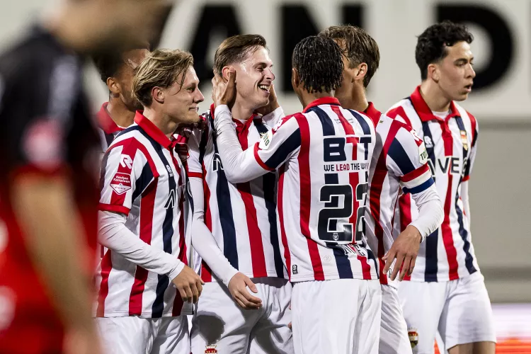 Zakelijk Willem II maakt geen fout in Helmond